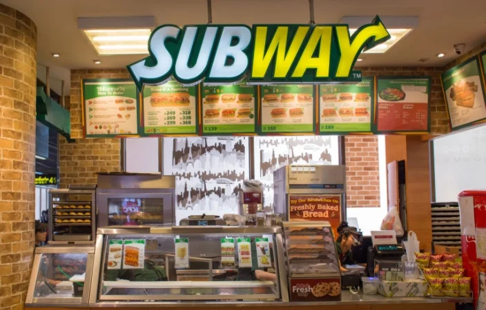 subway restaurant inside 